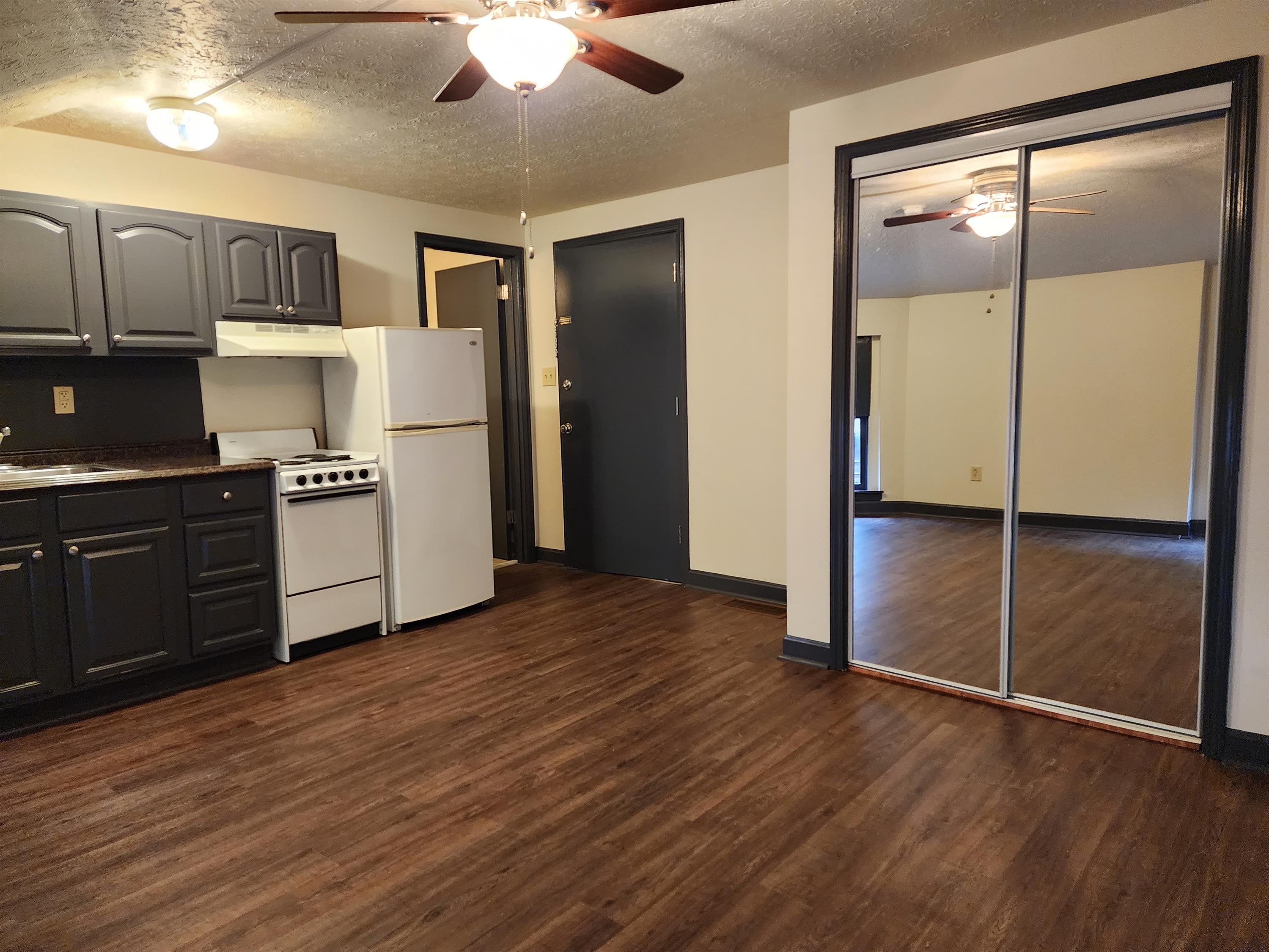 1225 South 6th Street - 7